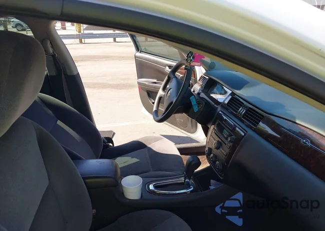 2G1WA5E38F1121775: 42136786