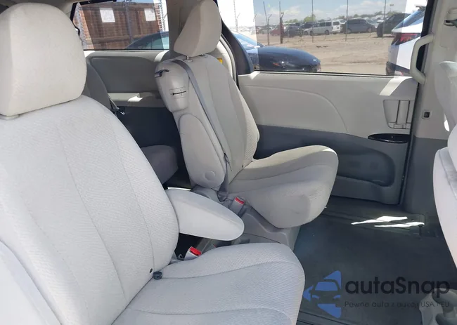 5TDKK3DC3CS185395: 42136801