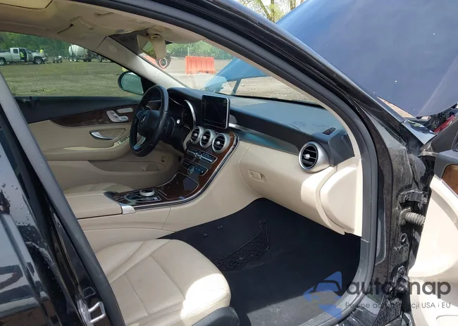 WDDWF4KB5HR229057: 42136366