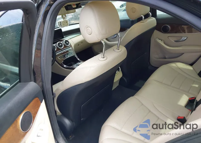 WDDWF4KB5HR229057: 42136366