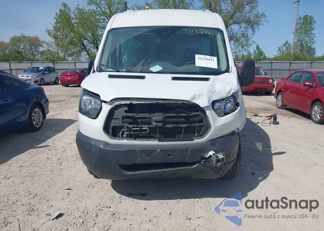 1FTYR2CM1KKB11022: 42136441