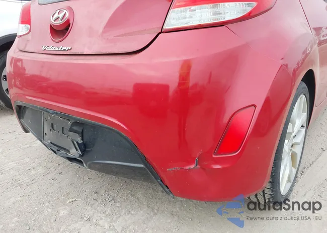 KMHTC6AD2DU141462: 42136445