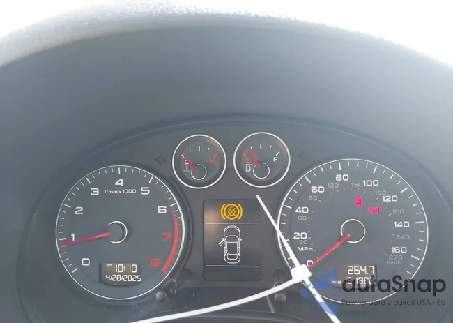 WAUPEAFM1DA028533: 42136465