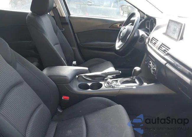 3MZBM1L79FM195854: 42137589