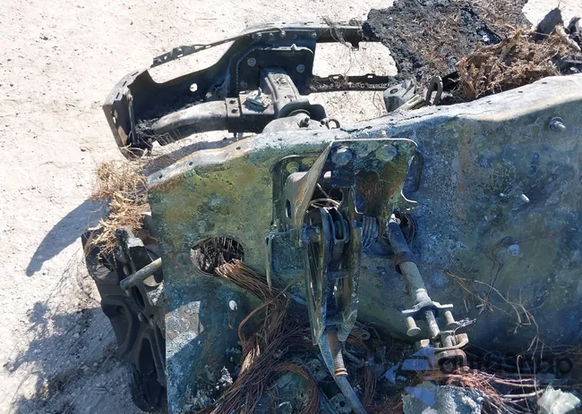 1FTFW1E8XPFB61265: 42137618