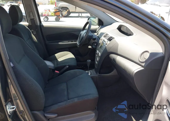 JTDBT4K37A1388757: 42137640