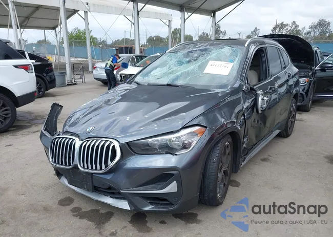 WBXJG9C03M3M80011: 42137781