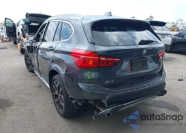 WBXJG9C03M3M80011: 42137781