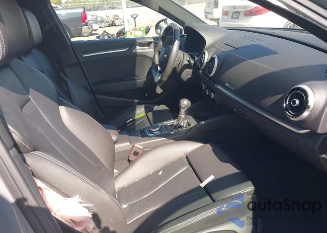 WAUAUGFFXLA002962: 42138035