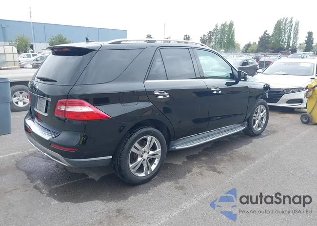 4JGDA5JB6DA160049: 42137116