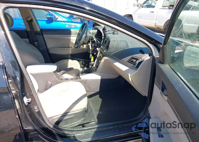 KMHD74LF5HU122504: 42137219