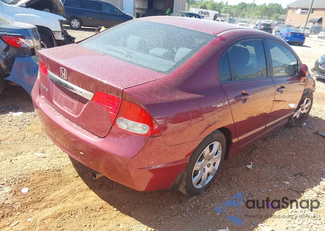 2HGFA1F55AH552690: 42137315