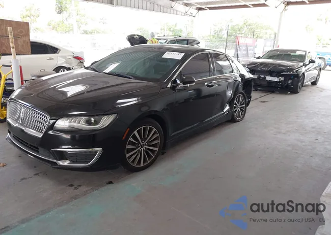 3LN6L5C98HR651196: 42137513