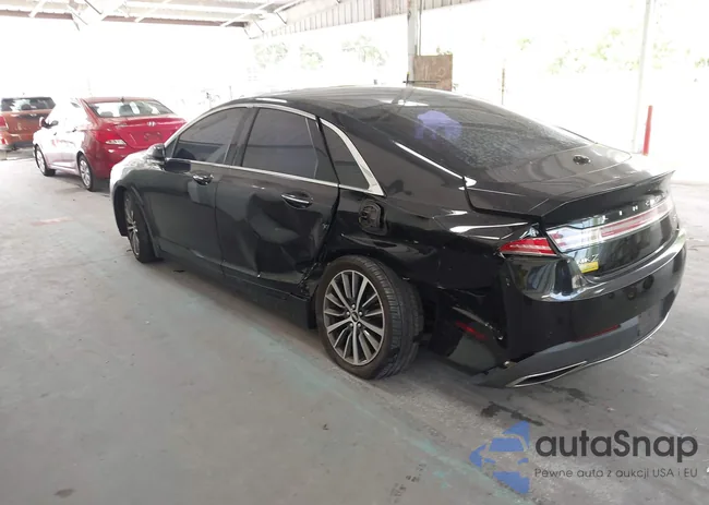 3LN6L5C98HR651196: 42137513