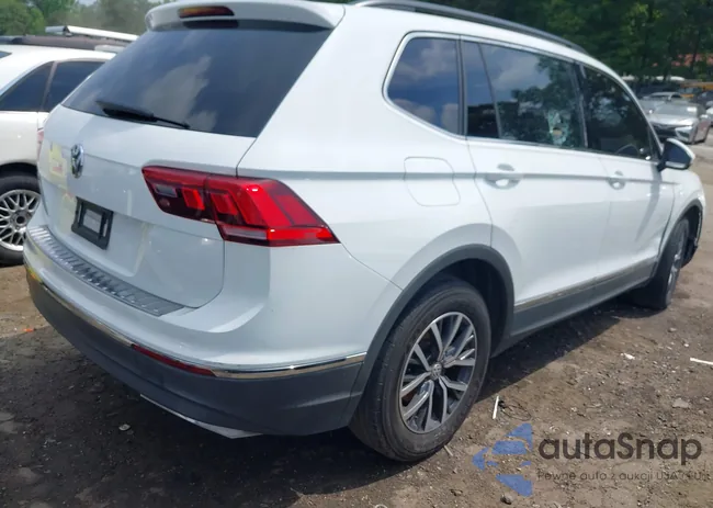 3VV3B7AX6LM054238: 42138729