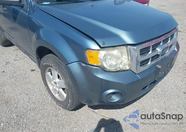 1FMCU0D75AKB56335: 42138856