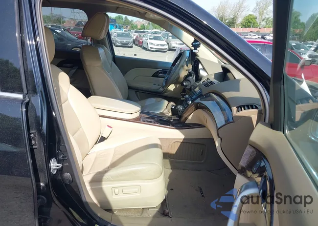 2HNYD2H49BH527280: 42138911