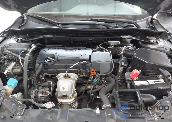 1HGCR2F59GA093334: 42138977