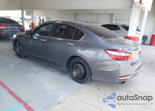 1HGCR2F59GA093334: 42138977