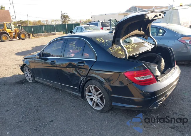 WDDGF8BB7CR198950: 42138119