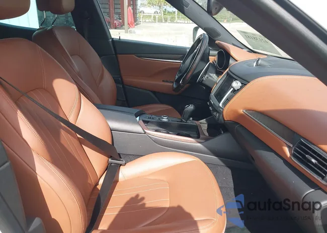 ZN661YUA7JX303714: 42138181