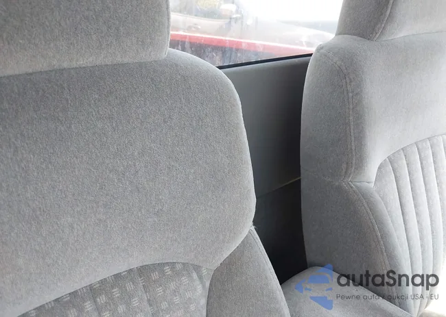 1GCCS145218200643: 42138338