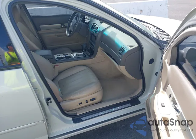 1LNFM87AX6Y600512: 42138463