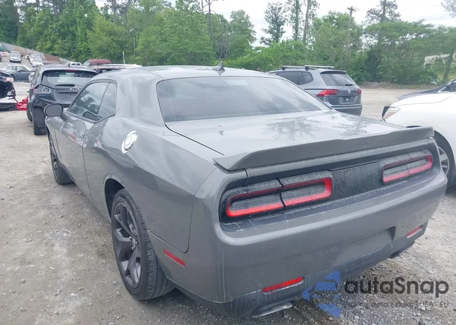 2C3CDZAG0JH132520: 42139592