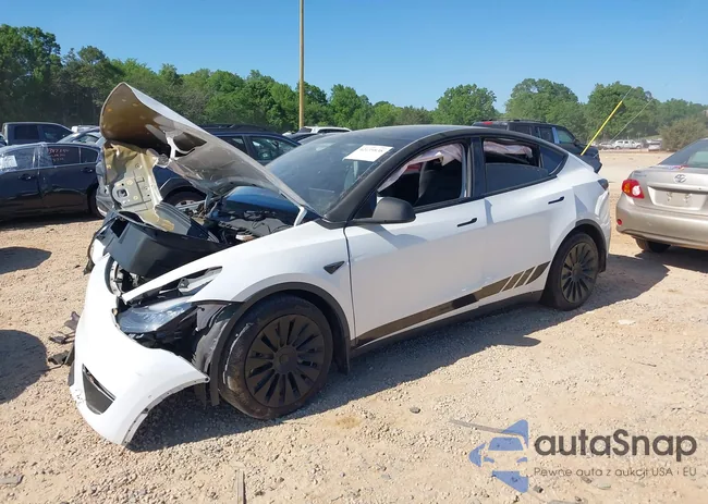 5YJYGDEE0MF204377: 42139838