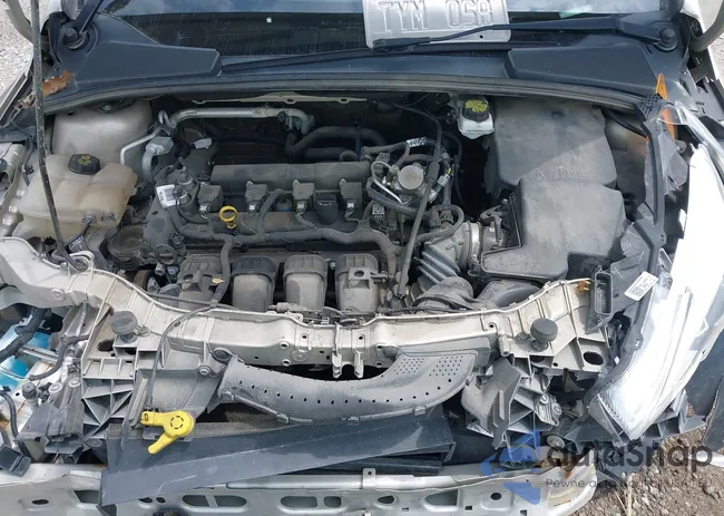 1FADP3J27JL279628: 42139356