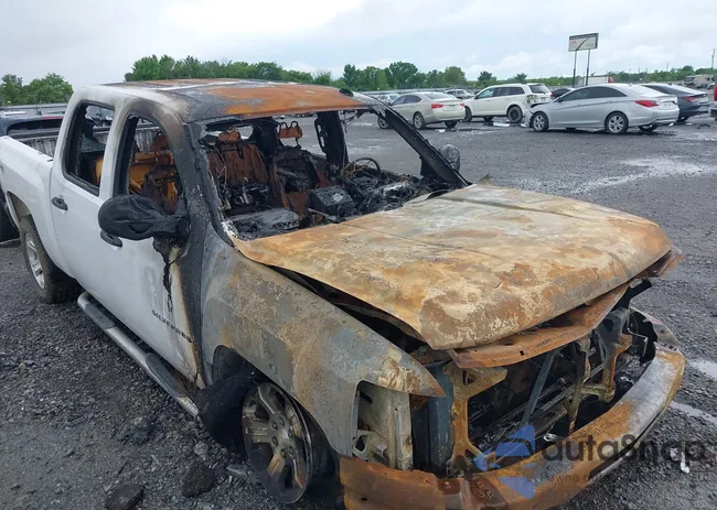 3GCEK13309G233932: 42139439