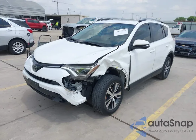 JTMWFREV3JD121908: 42140675