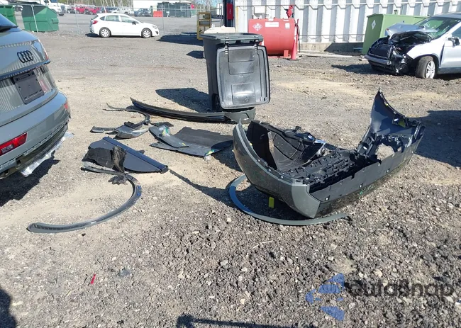 WA1E2AFY1R2128648: 42140811