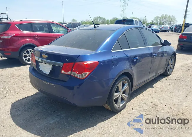 1G1PE5SB2D7285558: 42141048