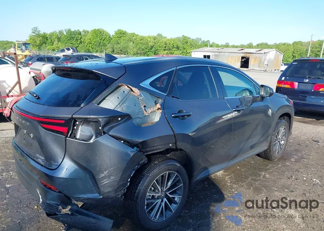 2T2GGCEZ9SC076615: 42140221