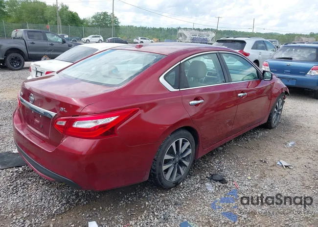 1N4AL3AP8HC171684: 42140256