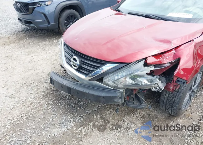 1N4AL3AP8HC171684: 42140256