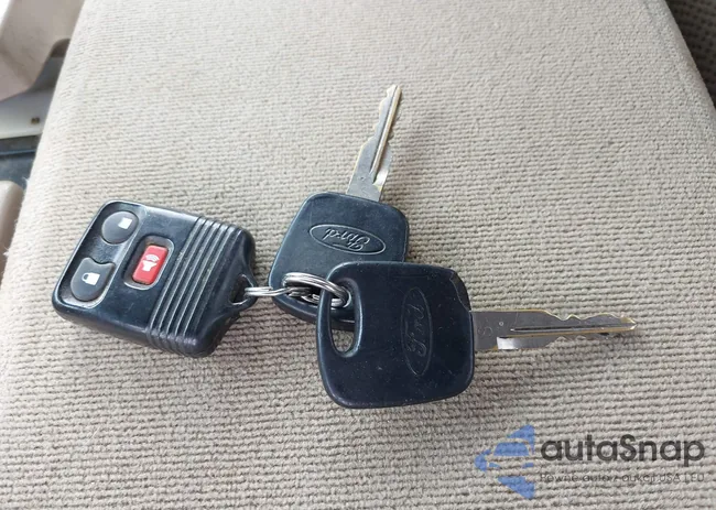 1FTRX18L9YNB70363: 42140312