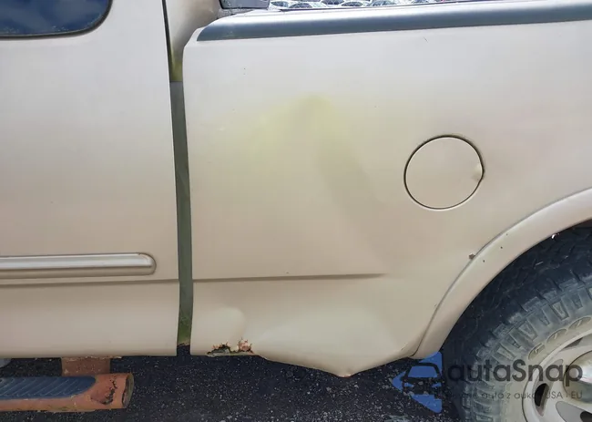 1FTRX18L9YNB70363: 42140312