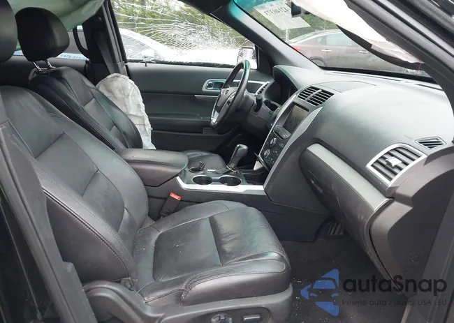 1FM5K7D8XFGC64895: 42140373