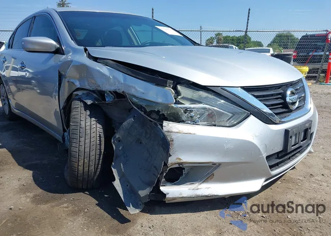 1N4AL3APXJC173510: 42141547