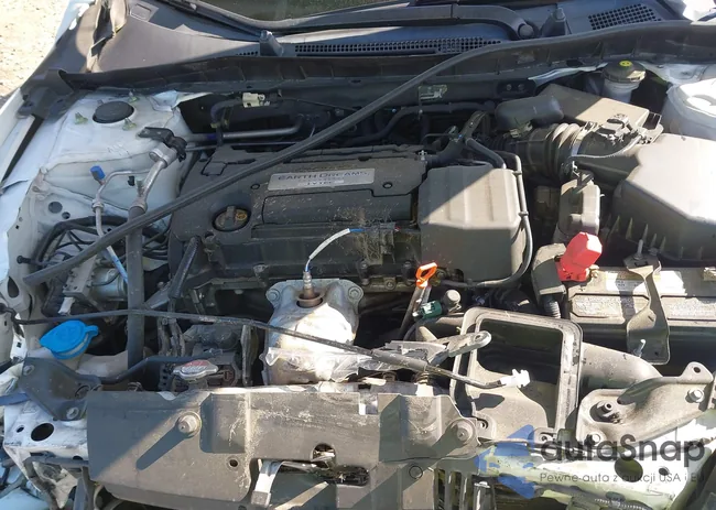 1HGCR2F39EA049524: 42141956