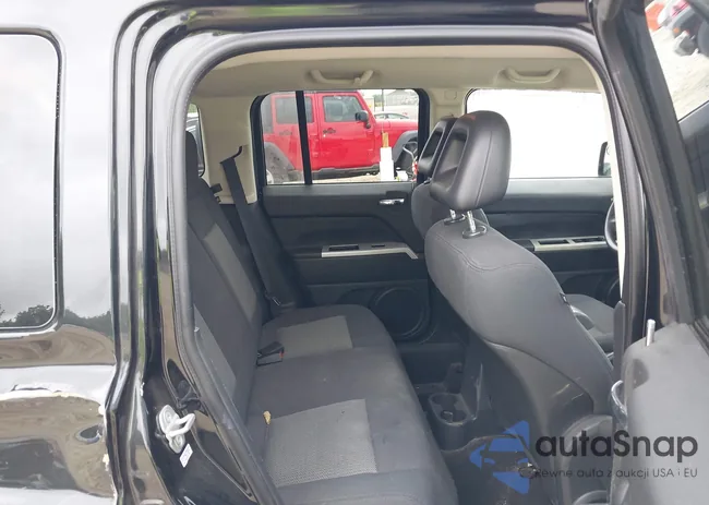 1J8FT28W48D772388: 42141998