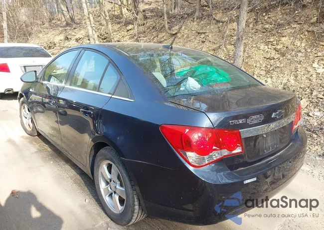 1G1PC5SB1E7302745: 42142048