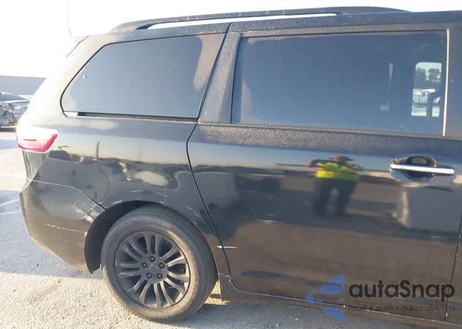 5TDYZ3DC0HS876848: 42141322