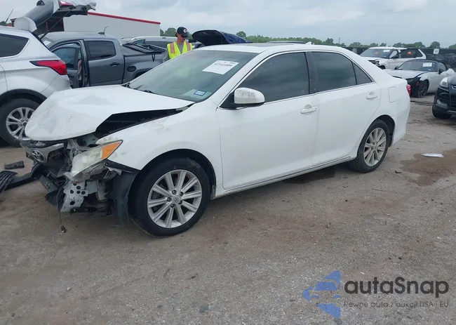 4T1BK1FK8CU523132: 42141409