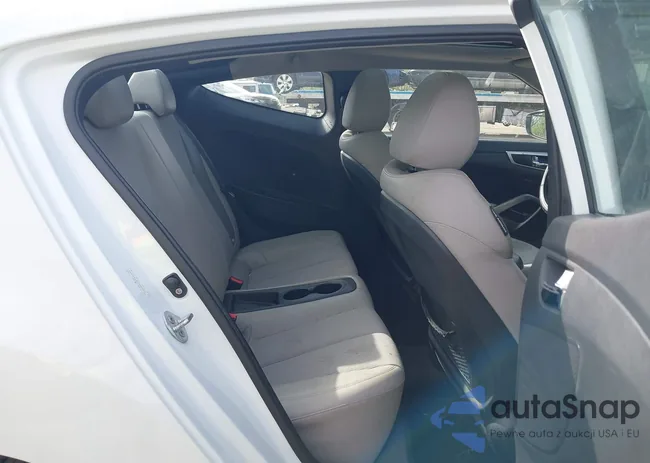 KMHTC6AD6CU063301: 42142593