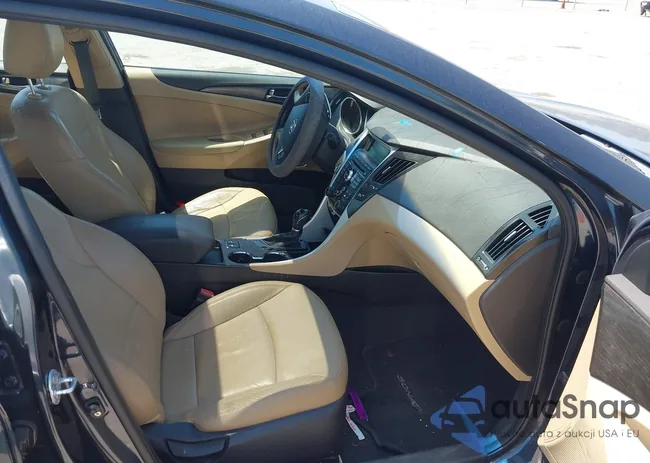 5NPEC4AB7BH233240: 42142684