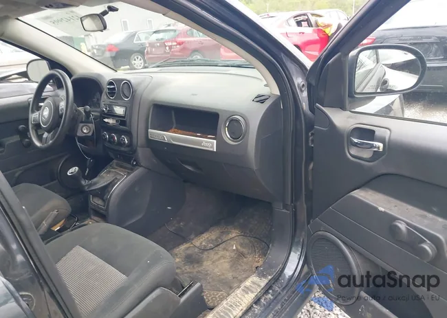 1C4NJCBA9ED813198: 42142995