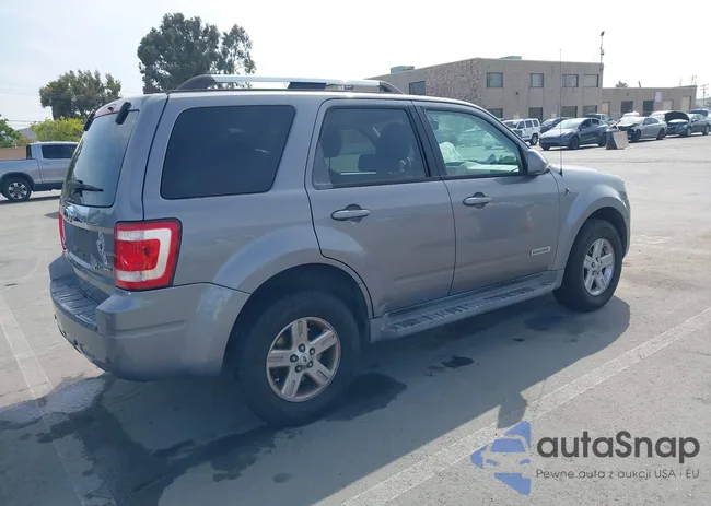 1FMCU49H78KE79028: 42142396